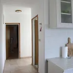 In With Seaview, Balcony, Wifi, Dishwasher *